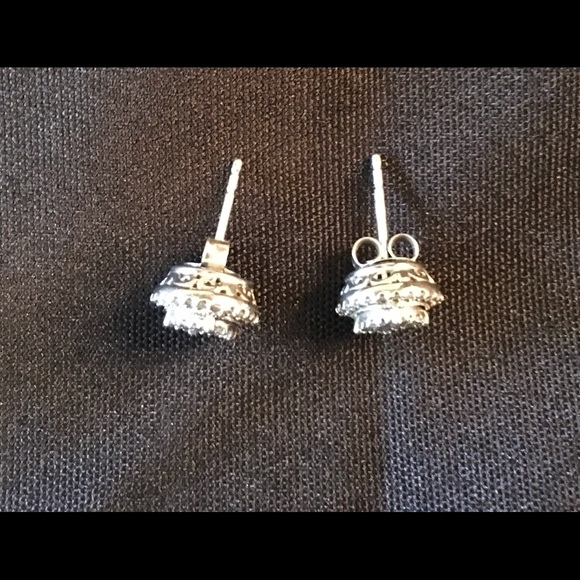 1/4CT Genuine Diamond Round  Earrings - Picture 3 of 7